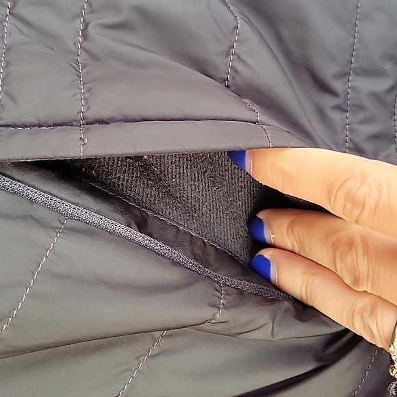 The North Face Black and Gray Size Medium Reversible Jacket - Picture 3 of 11